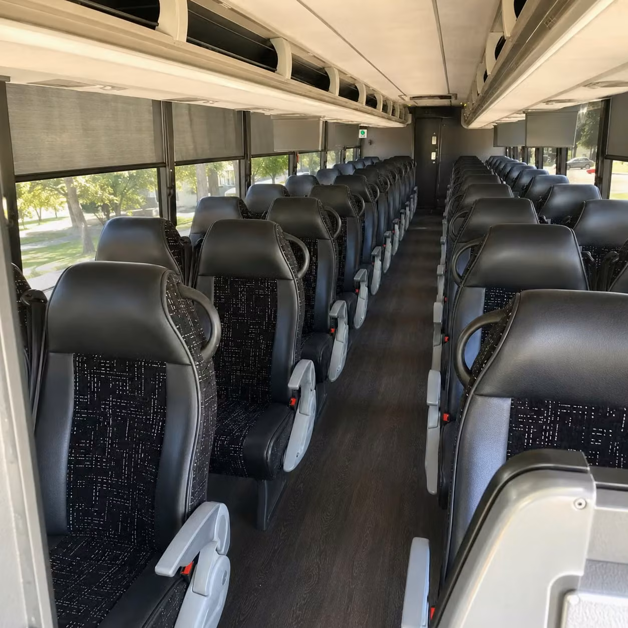 multi day charter bus rentals out of bakersfield for extended group travel